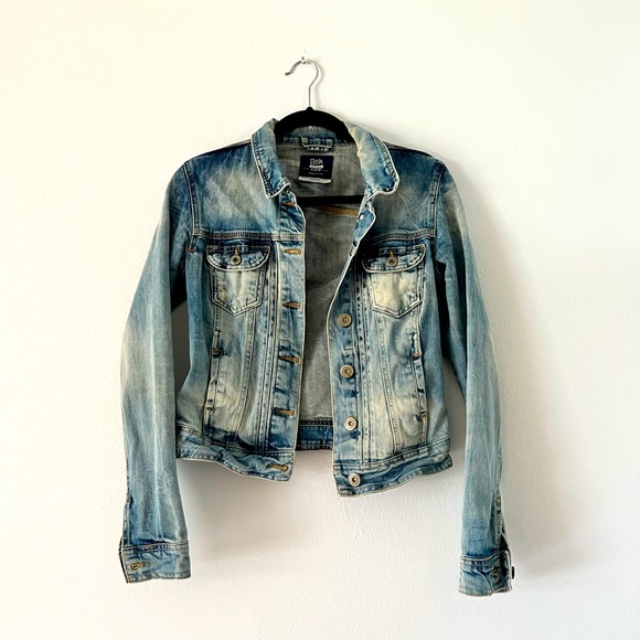 Bershka Jackets & Blazers - Denim Jacket. Washed look. US M. Bershka